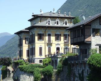 Residence Victoria - Como - Building
