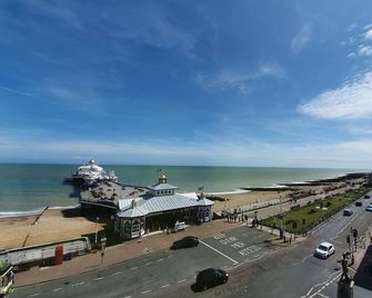 The Pier Hotel - Eastbourne