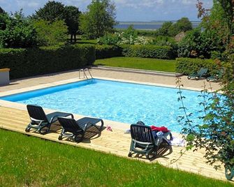 Le Cap Hornu - Saint-Valéry-sur-Somme - Piscina