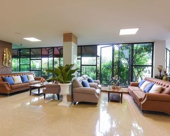 Wish Hotel Ubon - Ubon Ratchathani - Lobby