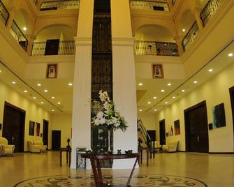 The Convention Center & Royal Suites - Ciudad de Kuwait - Lobby