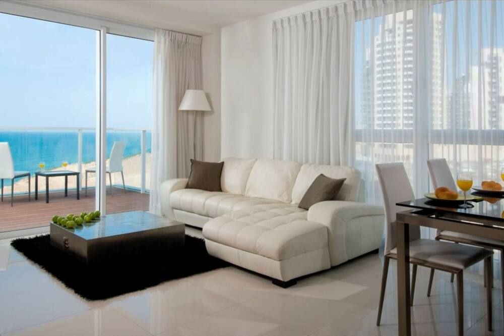 Island Luxurious Suites Hotel and Spa - Netanya - Stue