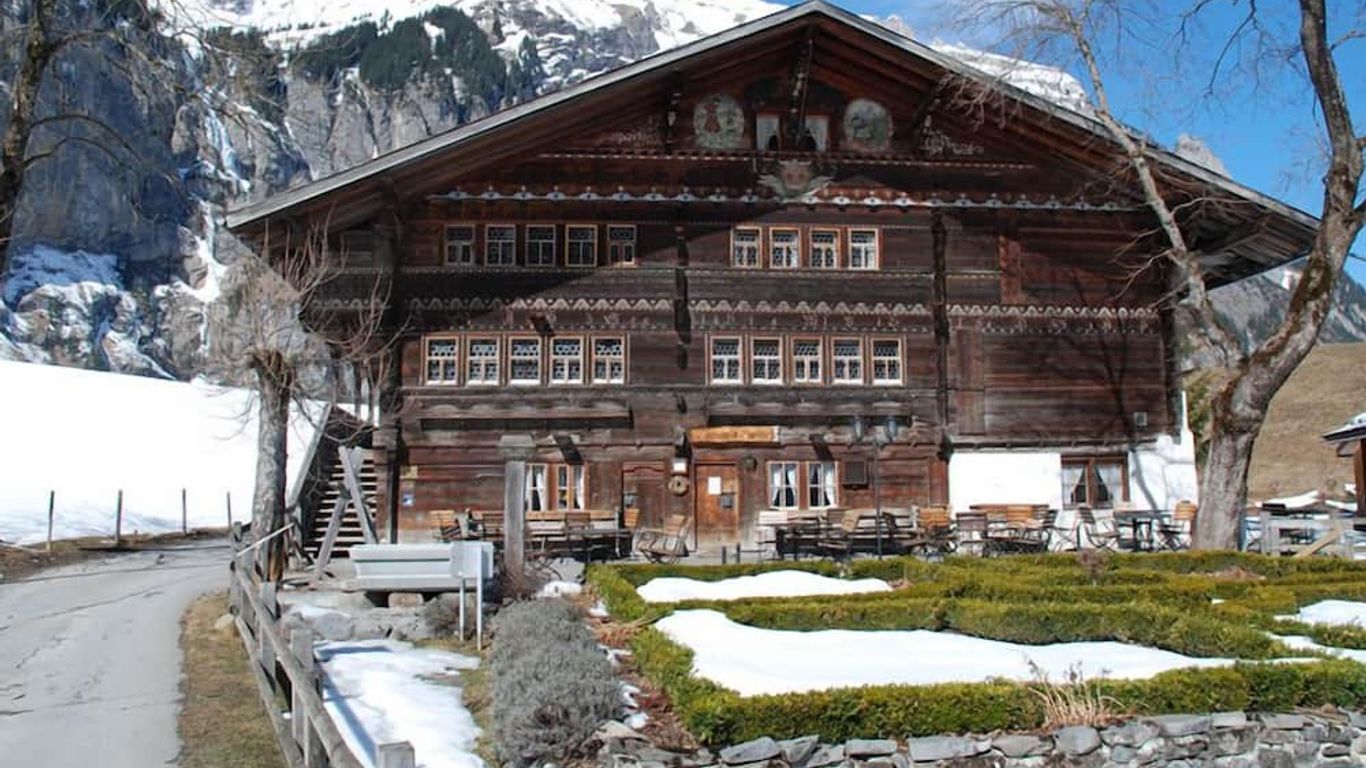 Waldhotel Doldenhorn