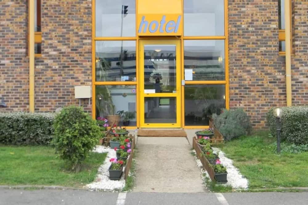 كلاس أوتل بواتيير