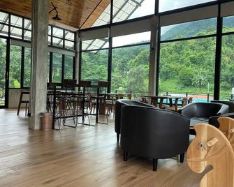Doi Luang Scene - Chiang Dao - Restaurant
