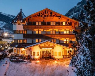 Hotel Hubertushof - Grossarl - Building