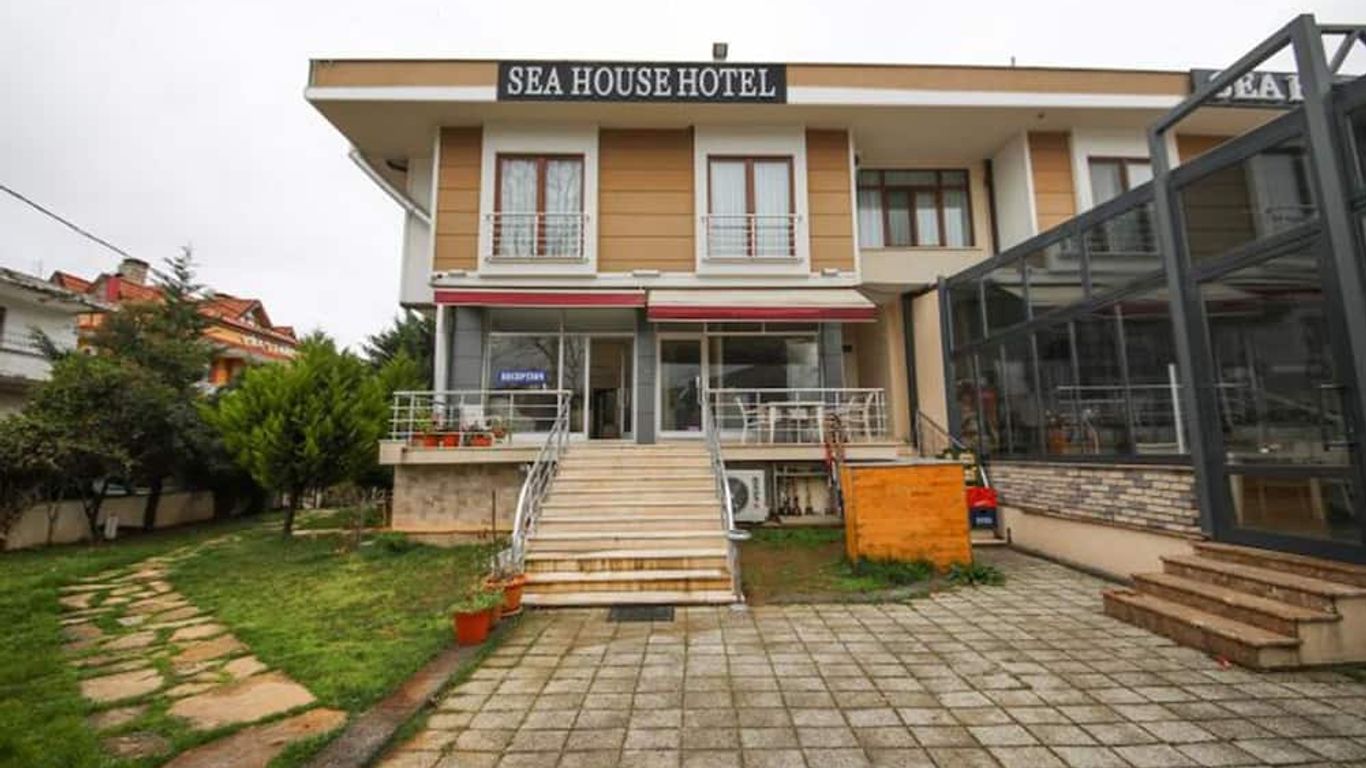 Sea House Hotel