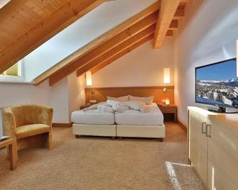 Hotel Castel - pure Lebensfreude - זרפאוז - חדר שינה