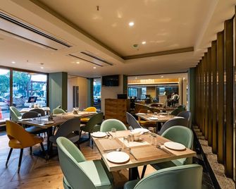 The Fern Residency Goa Calangute - Calangute - Restaurant