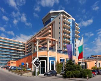 Astera Hotel & Spa With Free Private Beach - Golden Sands - Edificio