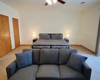 Studio 104 at Foxboro - Oregon - Bedroom