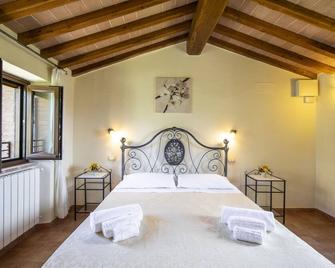Holiday Home La Dama by Interhome - Poggioni - Habitación