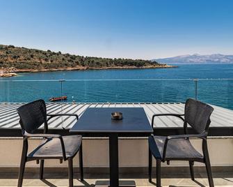 Lluka Sea Side - Saranda - Balkon