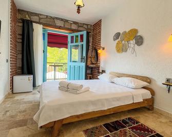 Tetka Konukevi - Sarimşakli - Slaapkamer