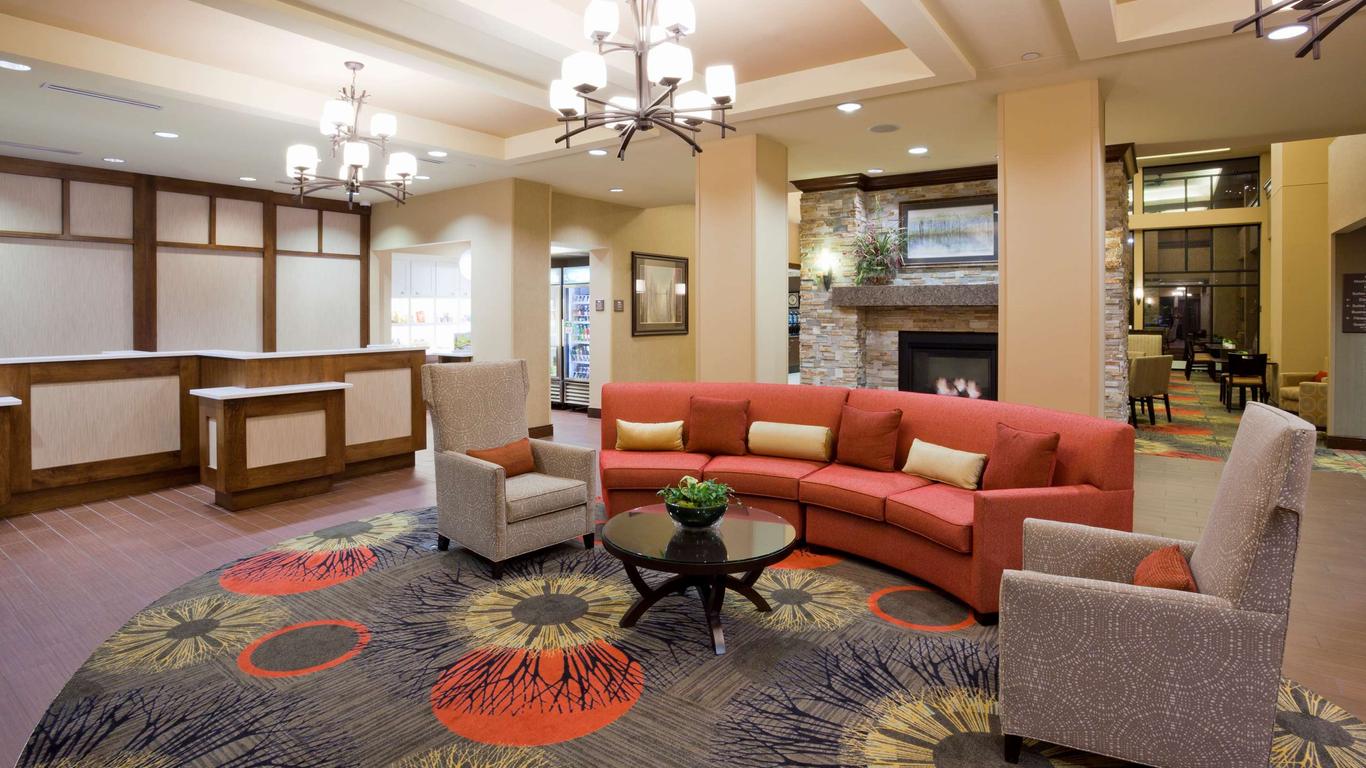 Homewood Suites by Hilton Minneapolis- St. Louis Park at West End