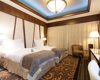 Metropolis Hotel - Bistriţa - Bedroom