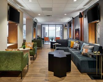 Detroit Metro Airport Marriott - רומולוס - טרקלין