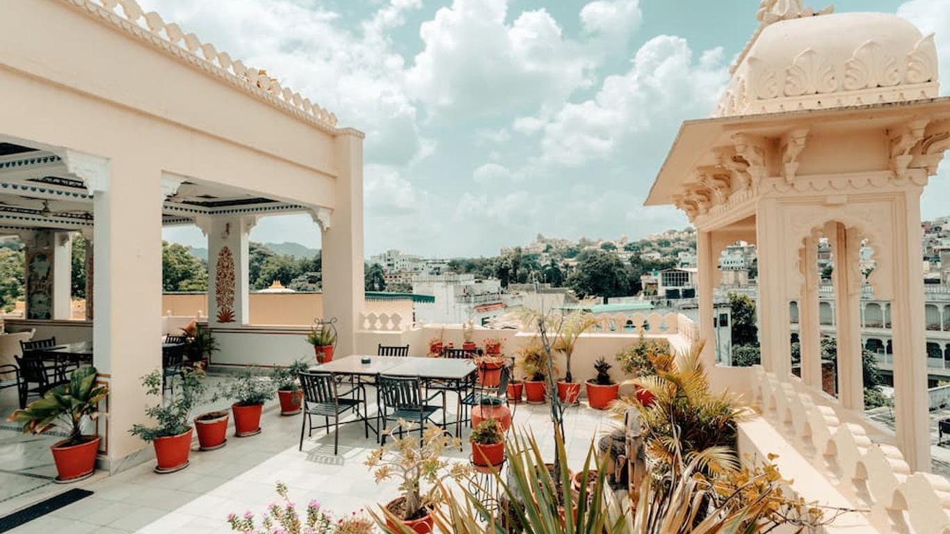 Hotel Boheda Palace- A Heritage Hotel