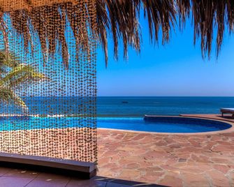 Yemaya Boutique Hotel en Canoas - Punta Sal