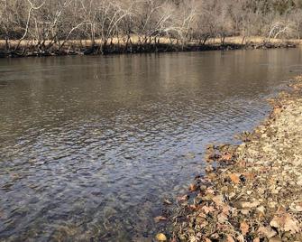 Life Is Better At The Shenandoah River At Our Cozy Riverfront Cottage!! - Luray