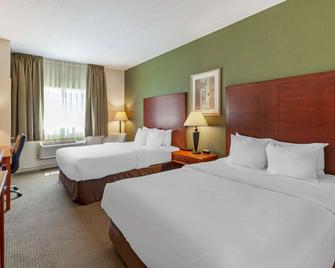 Comfort Inn & Suites Thousand Islands Harbour District - Gananoque - Bedroom