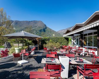 Novotel Grenoble Nord Voreppe - Voreppe - Restaurant