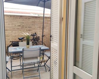 Casa Chiara in Centro con Corte Privata - San Benedetto del Tronto - Balkon