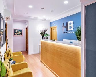 Hostal Bianco - Madrid - Front desk