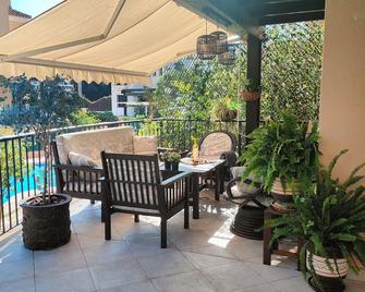 House Laguna Roja with sun terrace - Punta Prima - Balcón