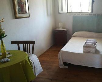 B&b Domu Incanto Sa Domu Sarrabesa - Muravera - Habitación
