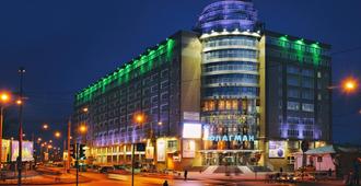 Flagman Hotel - Omsk - Building