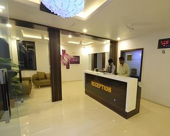 Anand Beacon Hotel - Ratnagiri - Rezeption