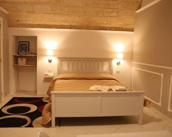 B&B Gildo Trani - Trani - Bedroom