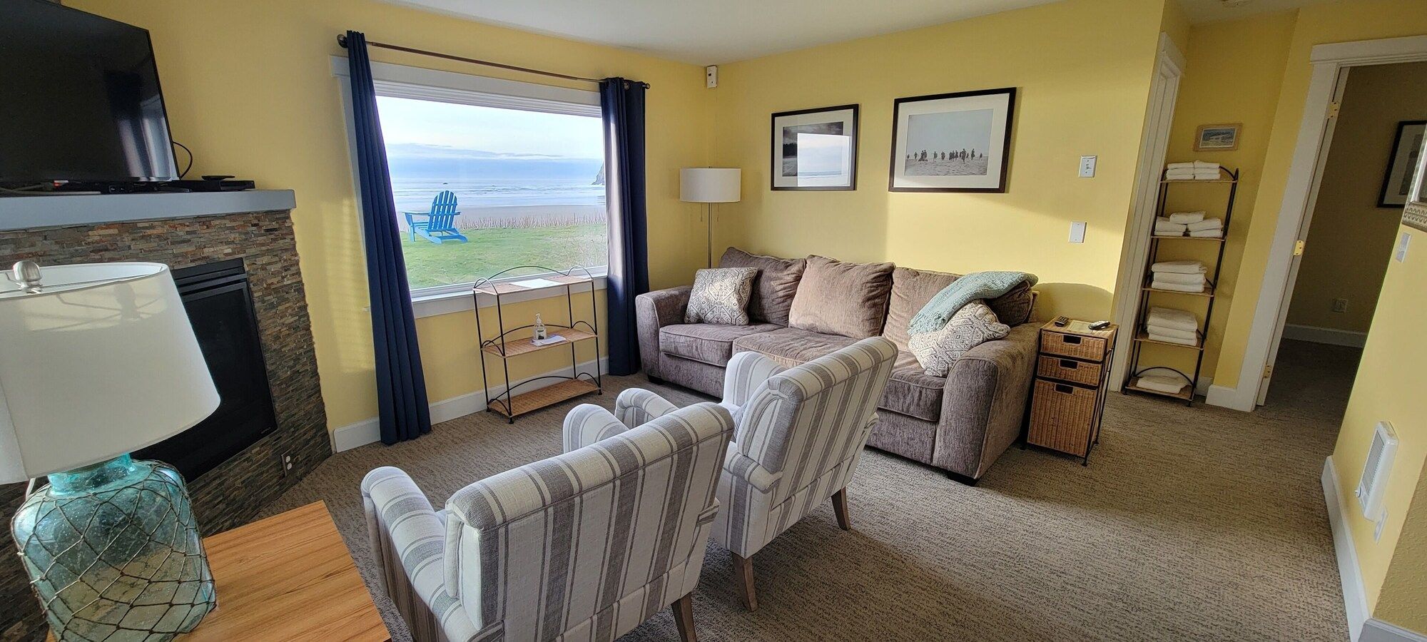 سي سبرايت في هايستاك روك - كانون بيتش - غرفة معيشة