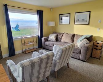 Sea Sprite at Haystack Rock - קנון ביץ' - סלון