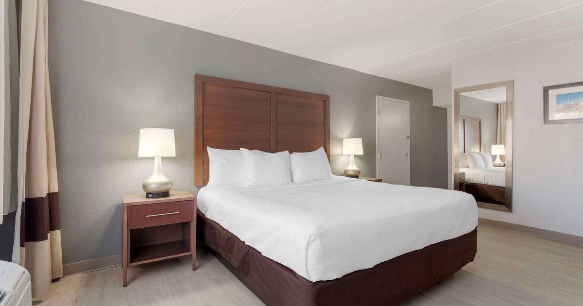 Hotels Near Bwi Airport With Park And Fly www.kayak.com