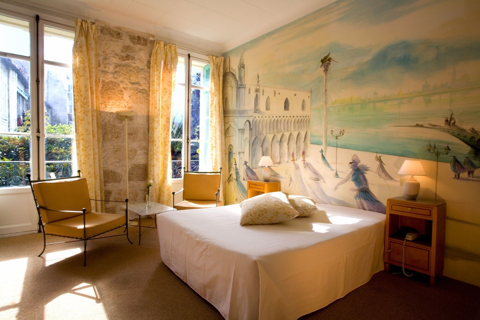 Le Windsor, Jungle Art Hotel thumbnail 3