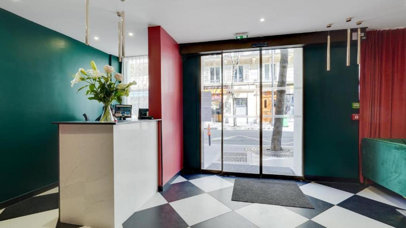 Hotel B Square