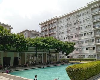 Trees Residence One Bedroom Unit - Quezon City - Building