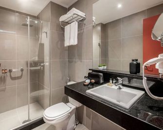 Intercity Porto Alegre Praia de Belas - Porto Alegre - Bathroom
