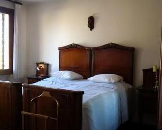 Villa Dei Pini - Treviso - Habitación