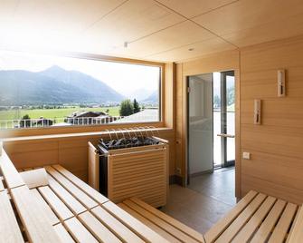 Familienhotel Felsenhof - Flachau - Balcony