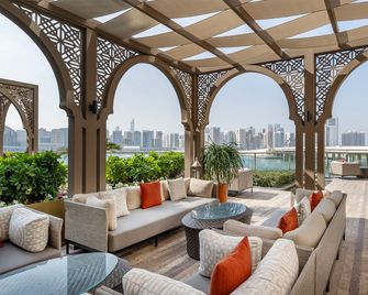Four Seasons Hotel Abu Dhabi at Al Maryah Island - Abu Dabi - Patio
