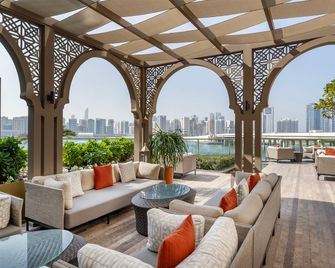 Four Seasons Hotel Abu Dhabi at Al Maryah Island - אבו דאבי - פטיו