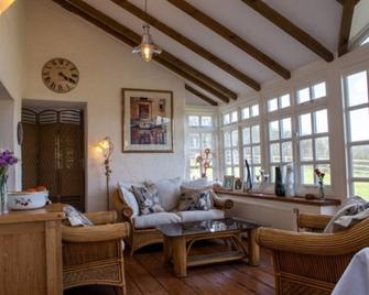 Fernside Cottage - Tiverton - Living room