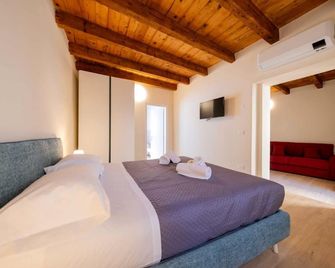 Apartmentsgarda - Loggia Libertà - Garda - Sypialnia