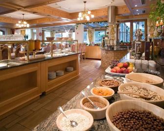 Hotel Alpenpanorama - Kufstein - Buffet