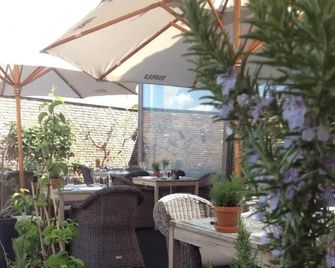 Hotel Restaurant Vous lé Vous - Hasselt - Patio