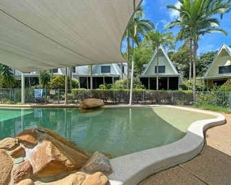 Canopy Chalet 4 - Nelly Bay - Piscine