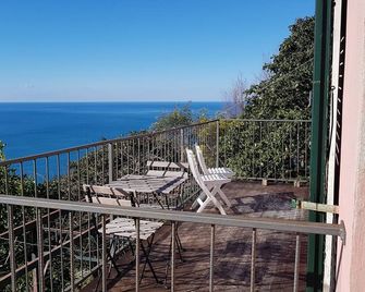 Villa Corbezzolo - The heart of Cinque Terre - Vernazza - Balcony